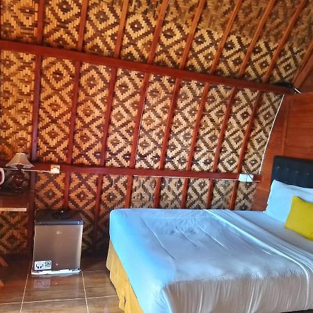 Road Beach Homestay Ped Bagian luar foto