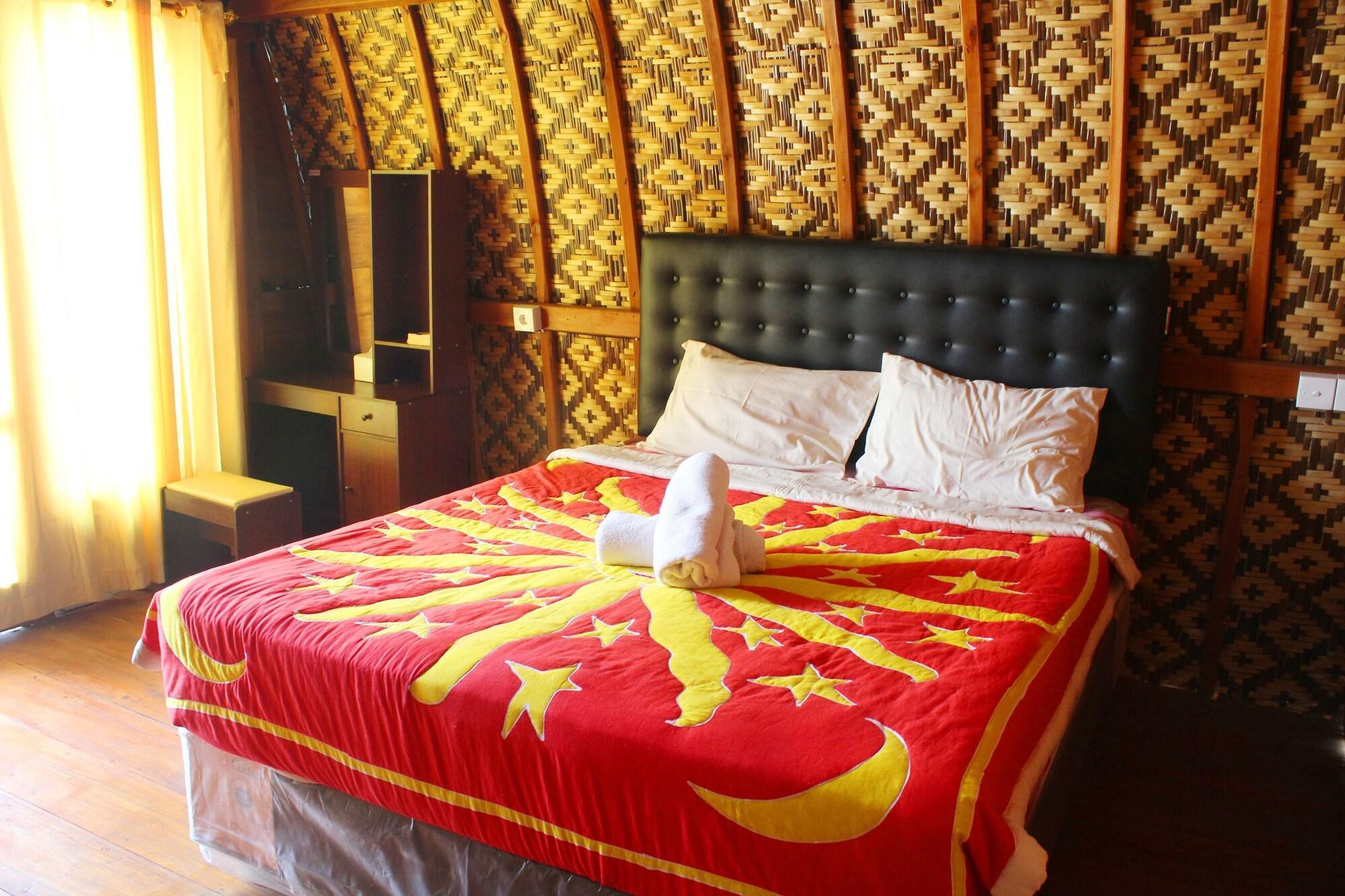 Road Beach Homestay Ped Bagian luar foto